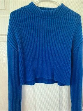 H&M Bright Blue Ribbed Cropped Crew Sweater